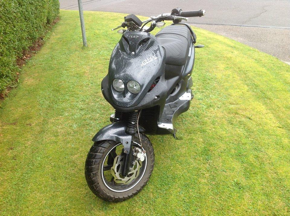 PGO Pmx Naked [Carbon] billede 12