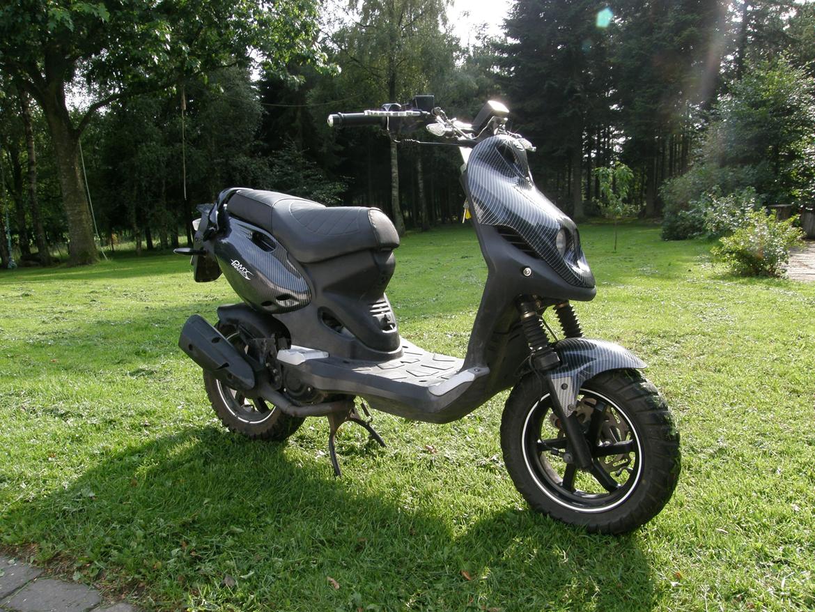 PGO Pmx Naked [Carbon] billede 15