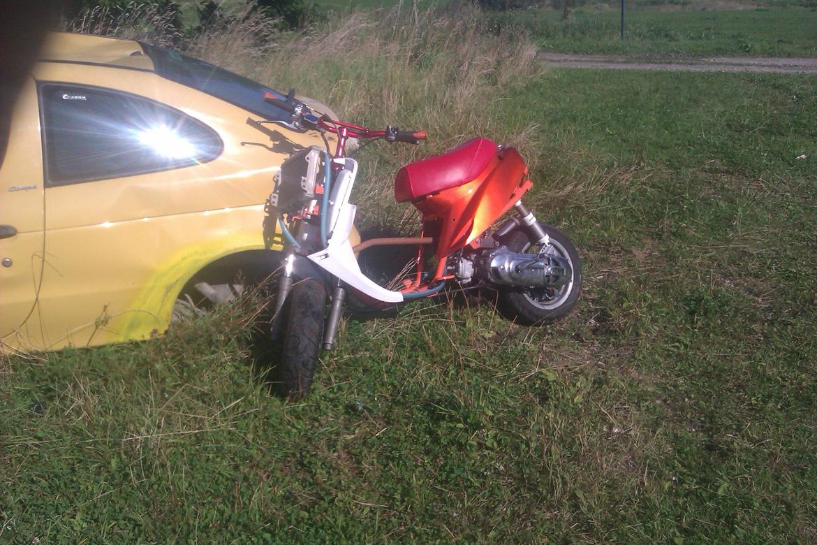 Yamaha jog billede 1