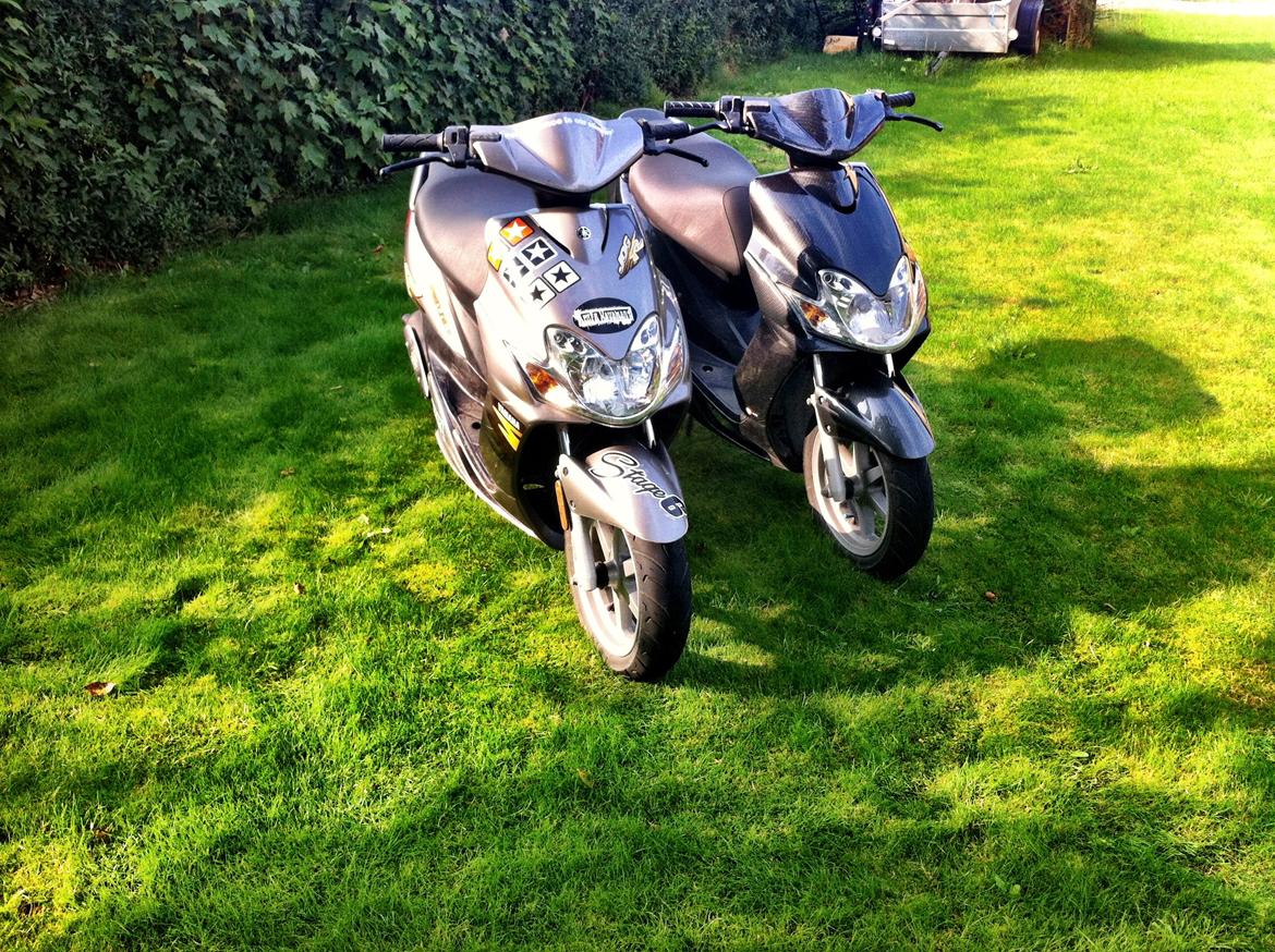 Yamaha Jog R - CARBON EDITION billede 1