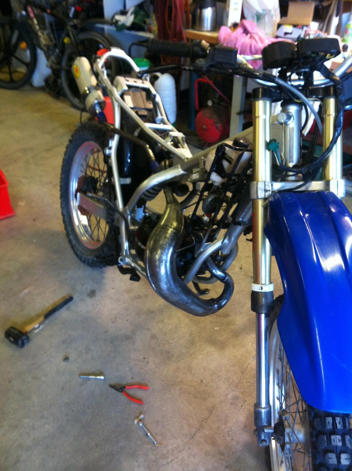 Suzuki RMX billede 9