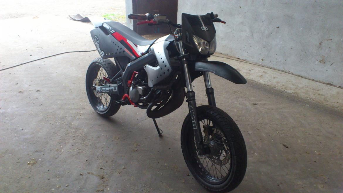 Derbi senda billede 1