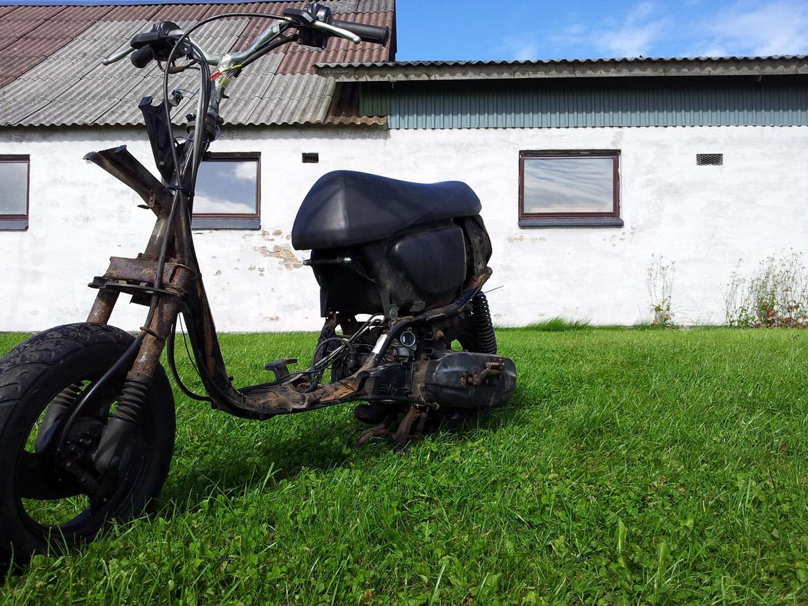 Yamaha jog space under ombygning billede 5