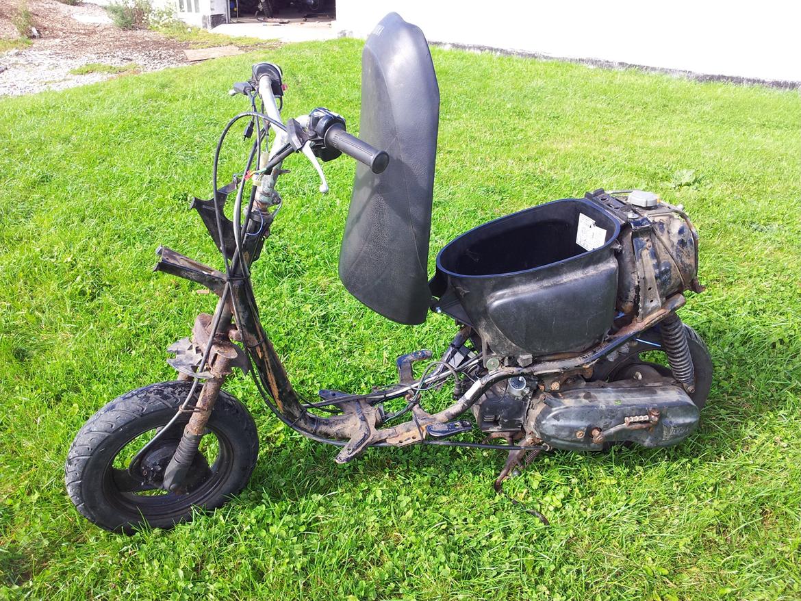 Yamaha jog space under ombygning billede 8