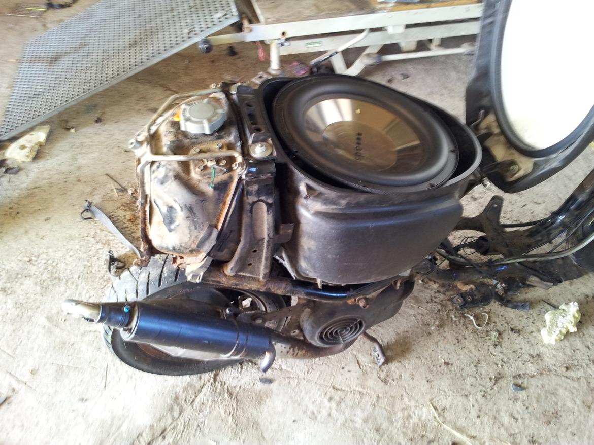 Yamaha jog space under ombygning billede 14