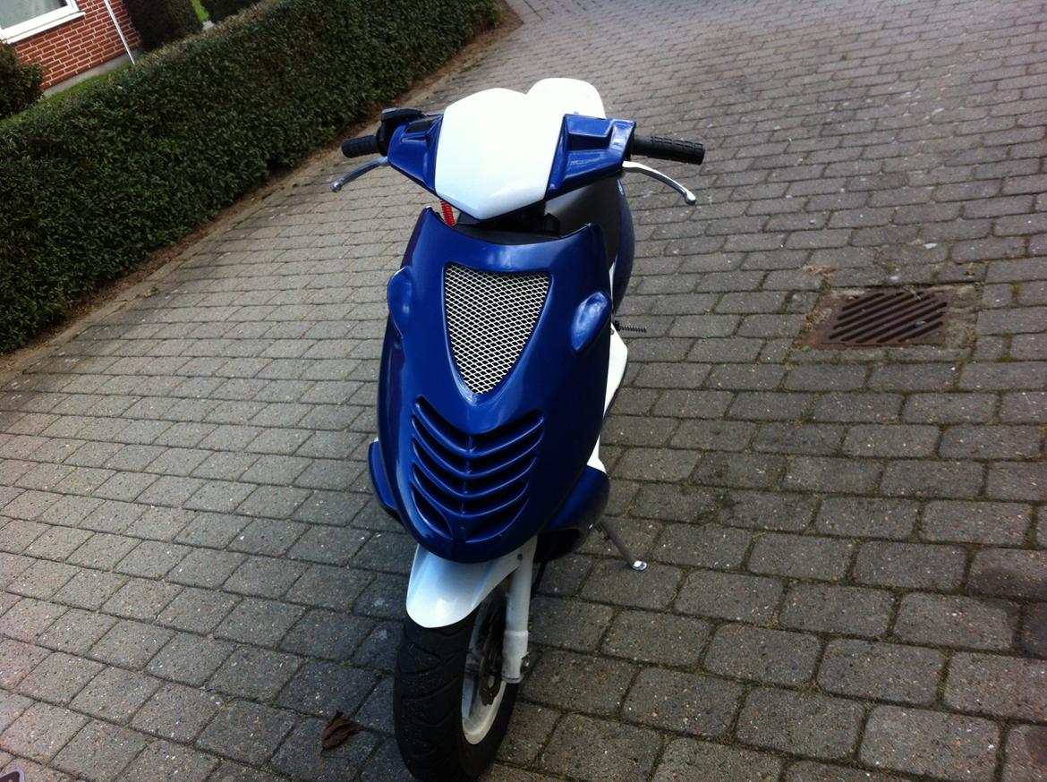 Aprilia Sonic TS2 LC billede 2