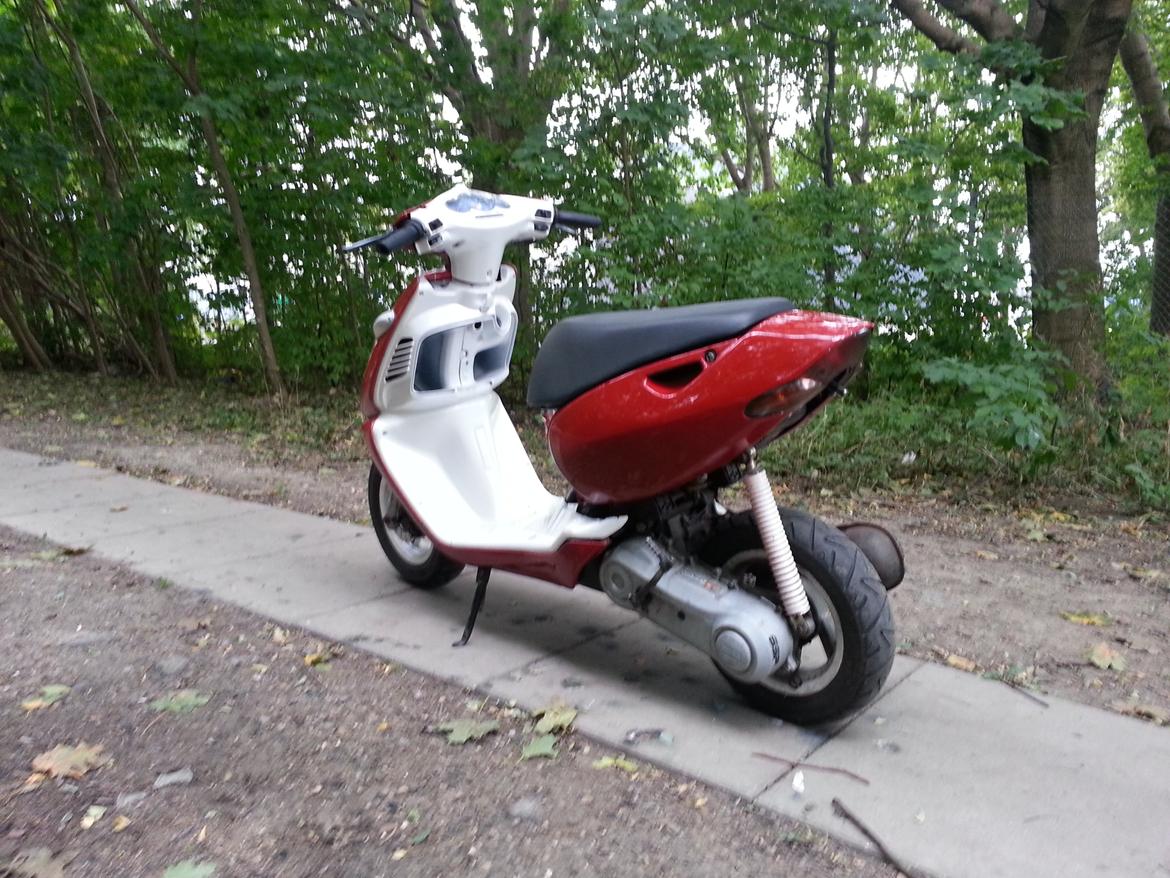 Aprilia Sonic billede 2