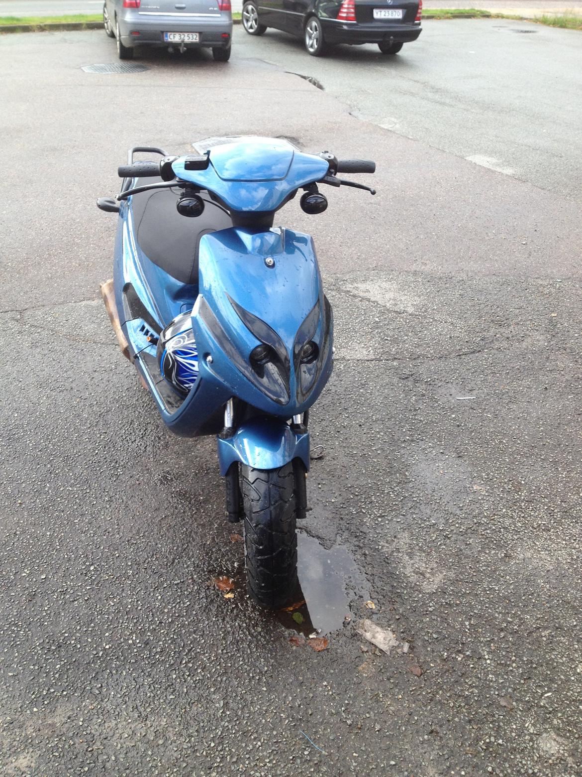 PGO hot 50 med tornado front billede 1