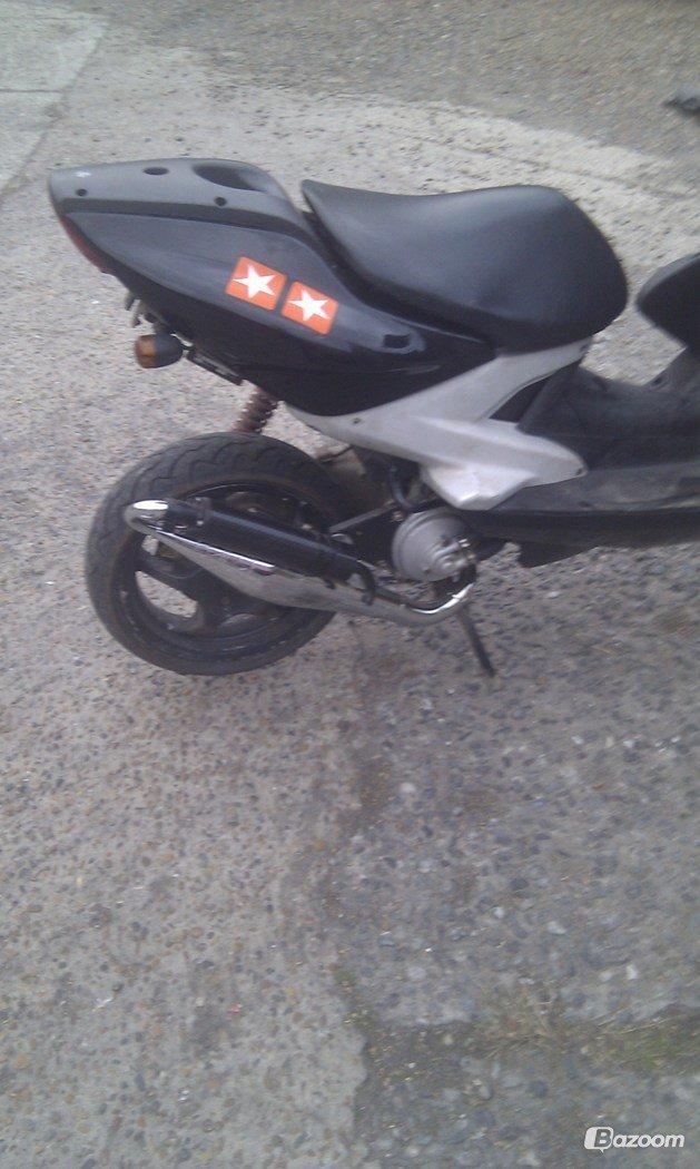 Yamaha aroex billede 5