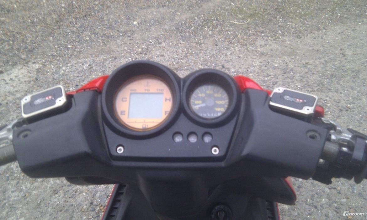 Yamaha aroex billede 8