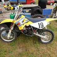 Suzuki rm 65