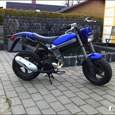 Suzuki street magic - kusse magneten (byttet til jog r)