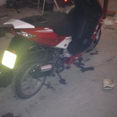 Peugeot speedfight 3