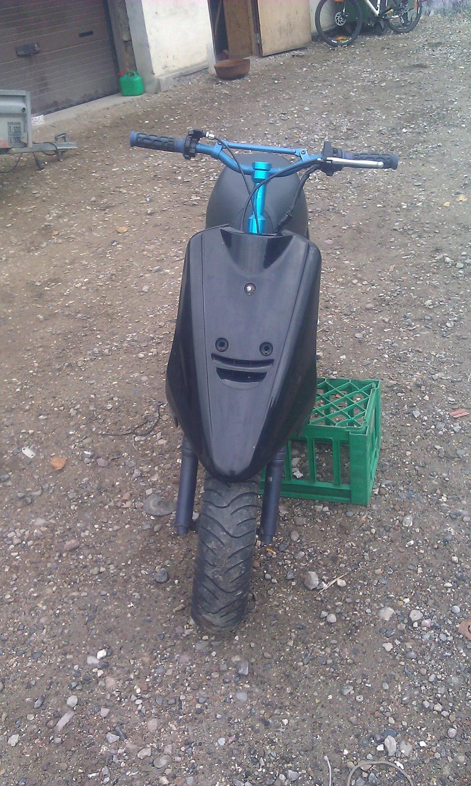 Yamaha jog billede 1