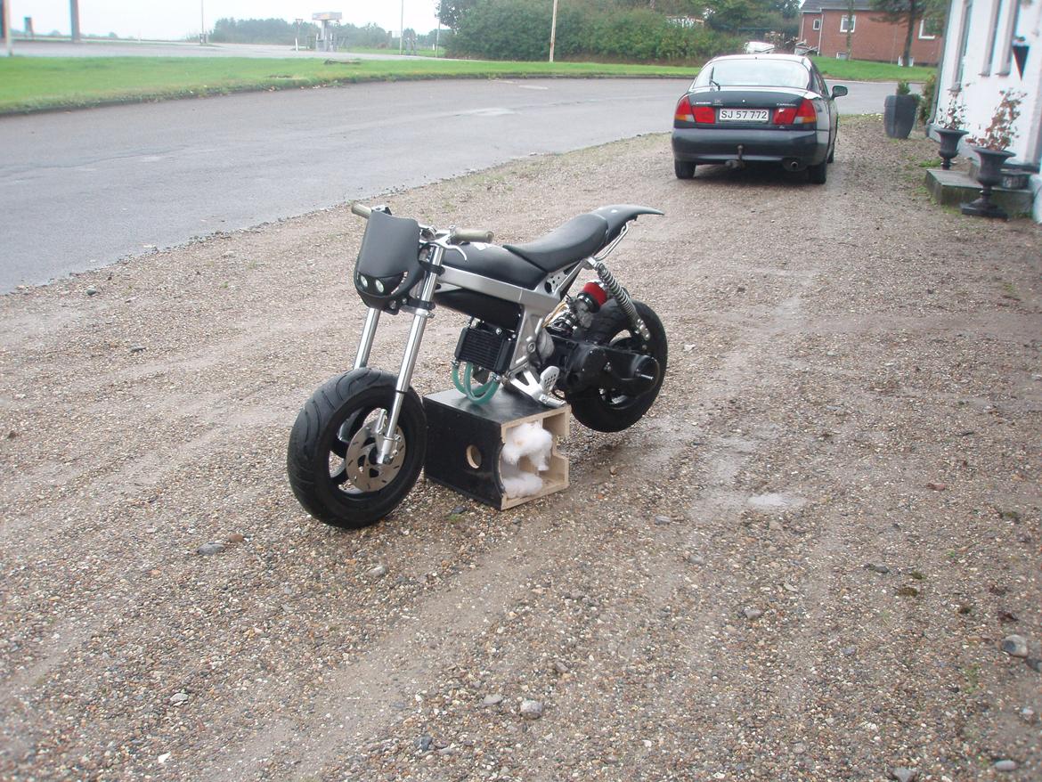 Suzuki Street magic er under om bygning billede 5