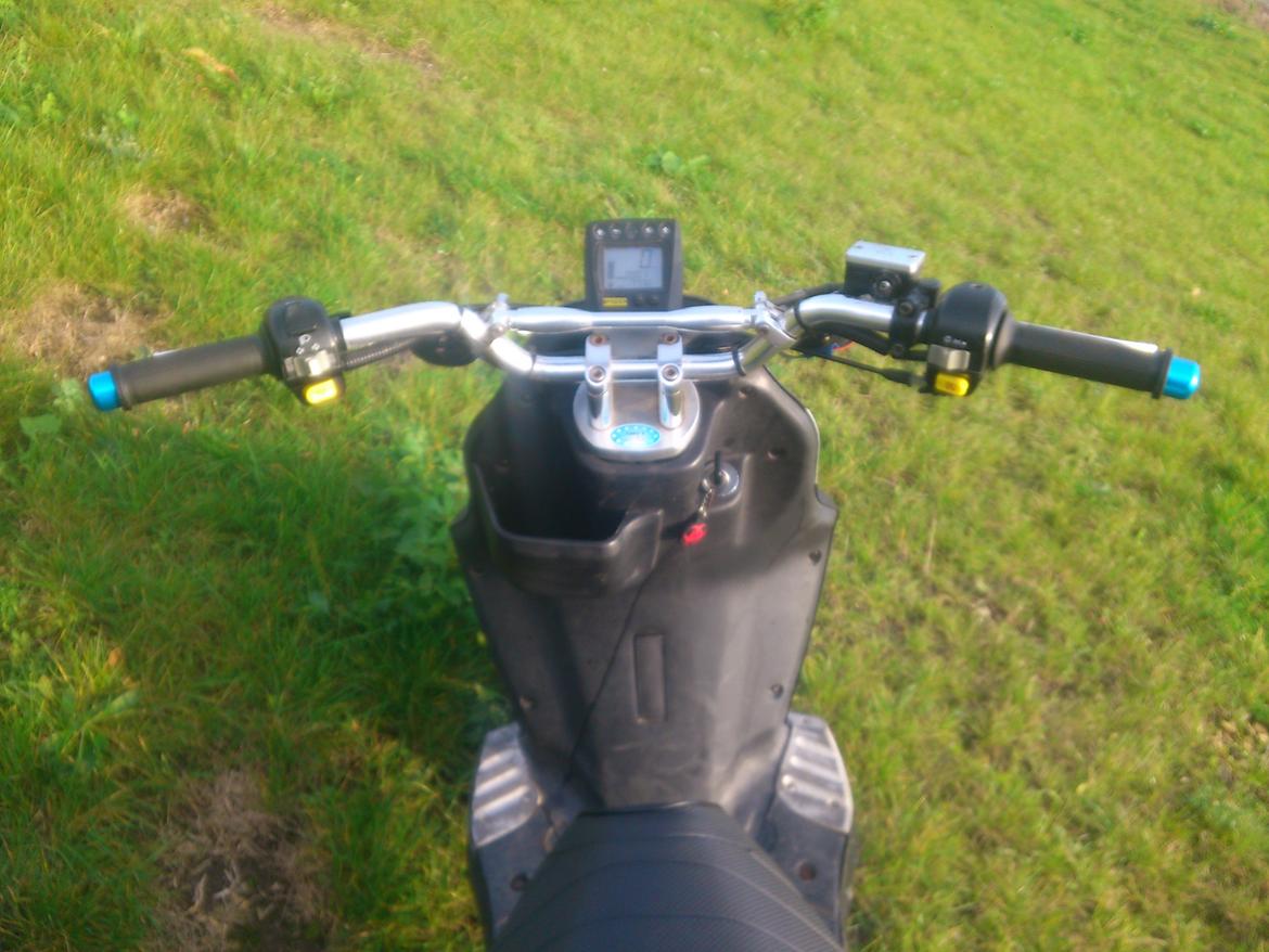 PGO PMX Naked billede 8