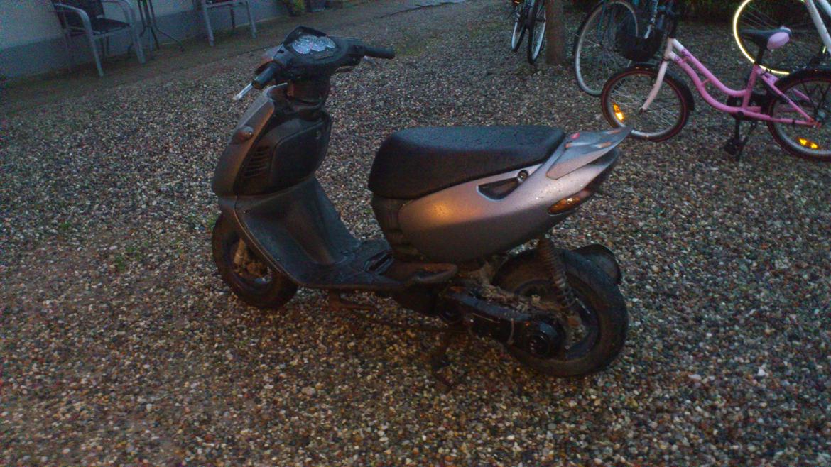 Aprilia sonic billede 2