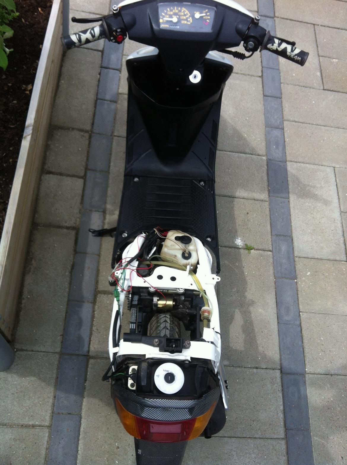 Yamaha Jog AS Hvid (SOLGT) billede 10