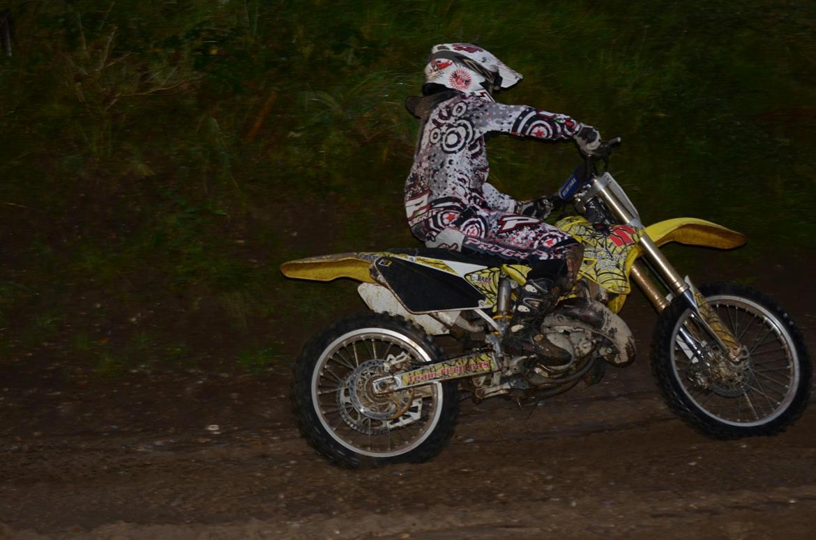 Suzuki Rm 125 FØR - Da jeg var ude og prøve køre den inden jeg købte den ;) billede 11