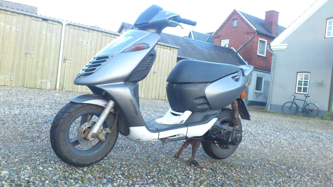 Aprilia sonic billede 7