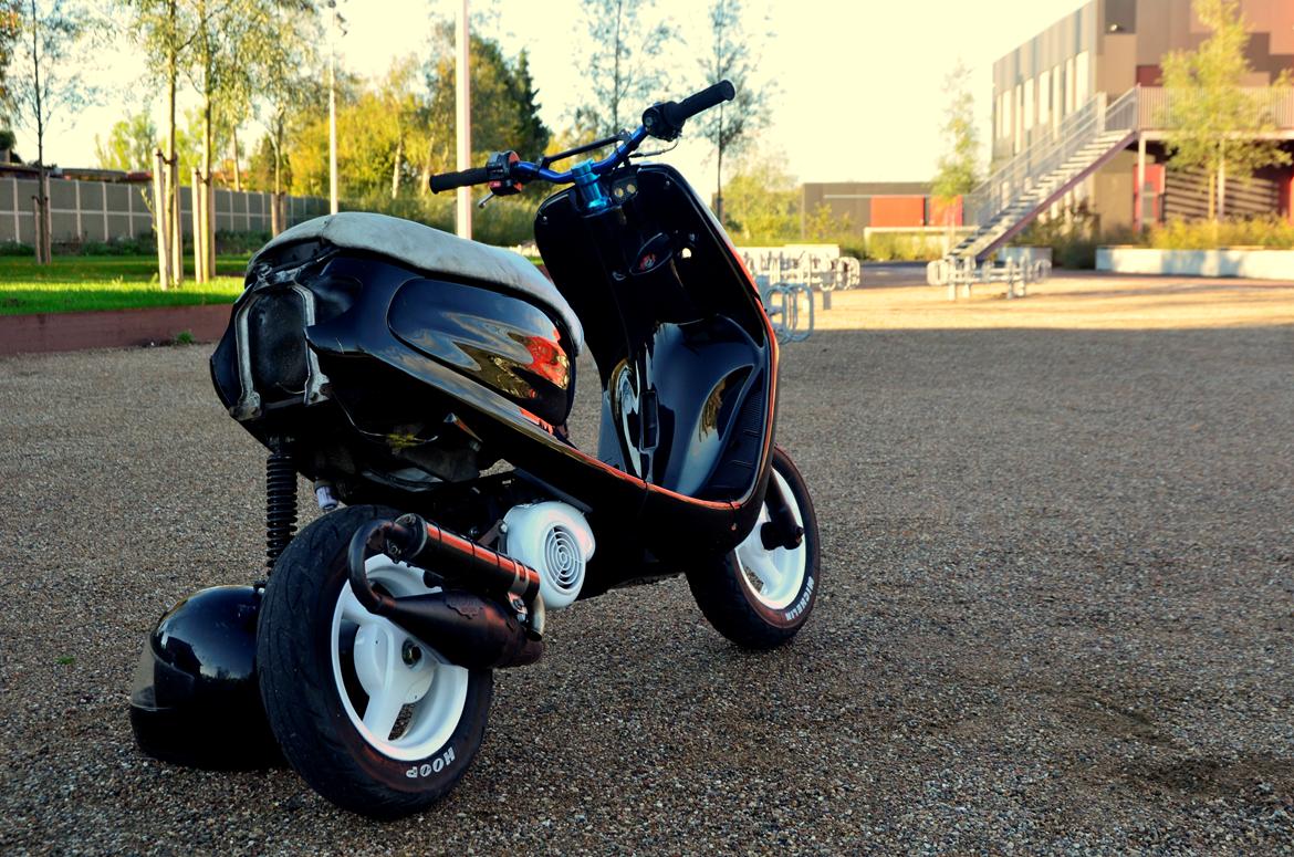 Yamaha Jog Space - Black Edition (bytted til streetrox) billede 2