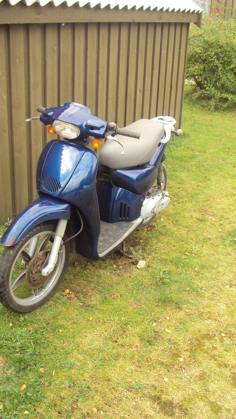 Aprilia Scarabeo billede 2