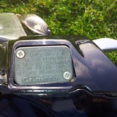 Aprilia sonic "autolakeret"