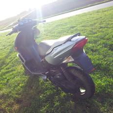 Peugeot speedfight 2