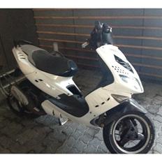Peugeot Speedfight 2