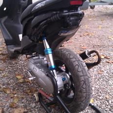 Yamaha Jog R - Baneracer - ST6 R. MKII - AC