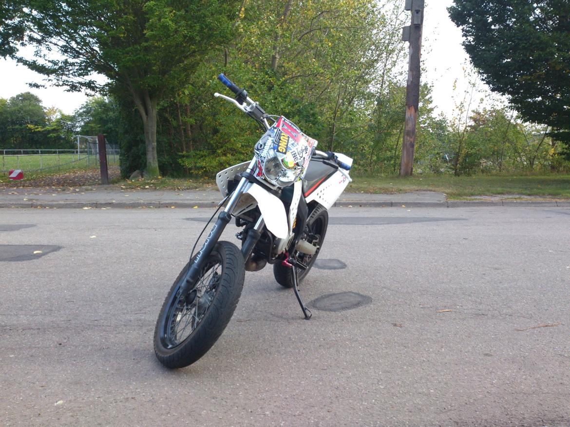 Derbi Senda SM DD LC " Red Hat " billede 3