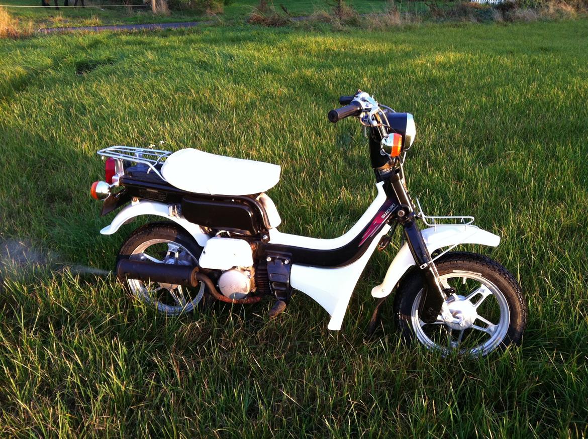 Suzuki FZ50 billede 3