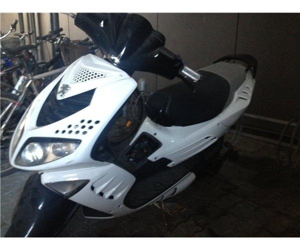 Peugeot Speedfight 2 billede 2