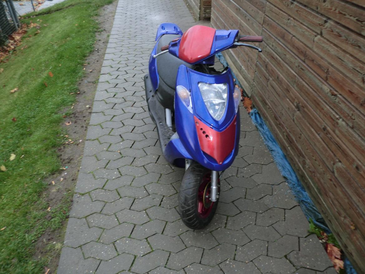 Aprilia Sonic billede 2