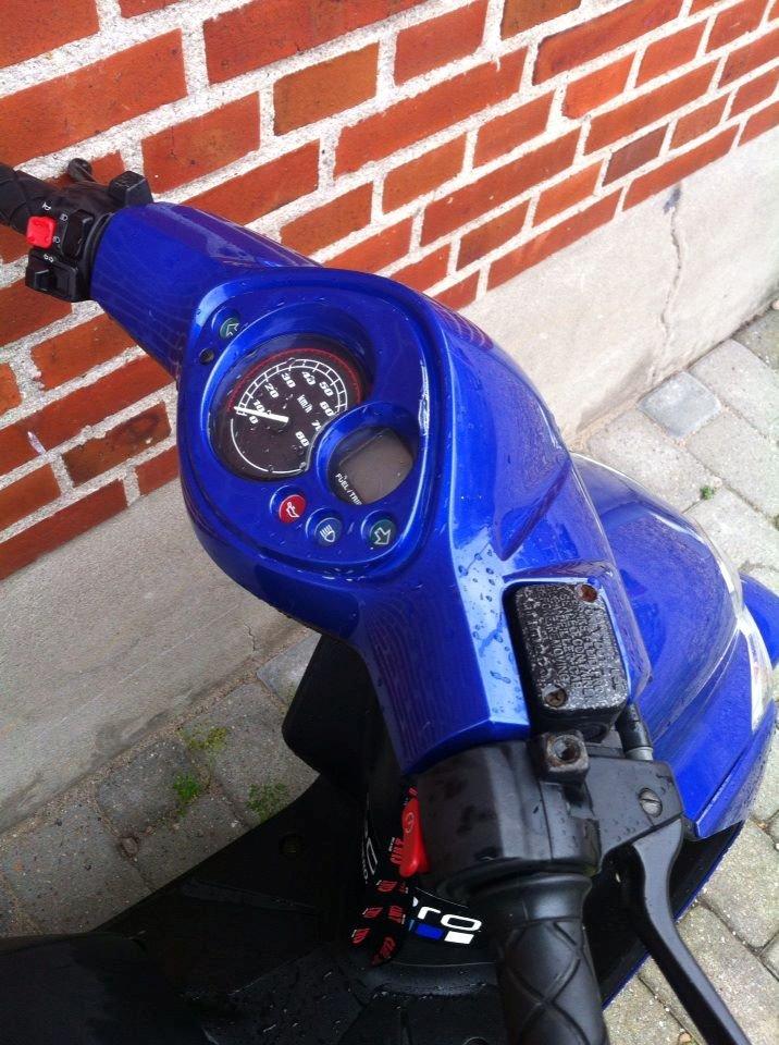 Yamaha jog r billede 4