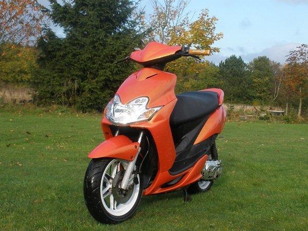Yamaha Jog R SOLGT! billede 1