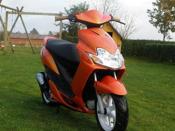 Yamaha Jog R SOLGT! billede 2