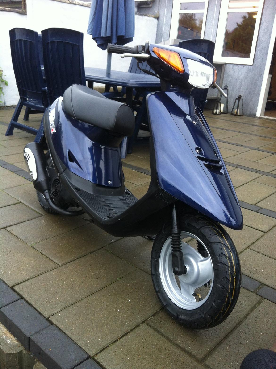 Yamaha Jog artistic special (SOLGT) billede 3