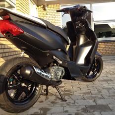 Yamaha Jog R Carbon