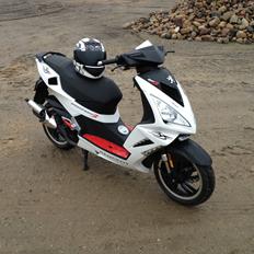 Peugeot speedfight 3 rs 