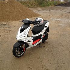 Peugeot speedfight 3 rs 