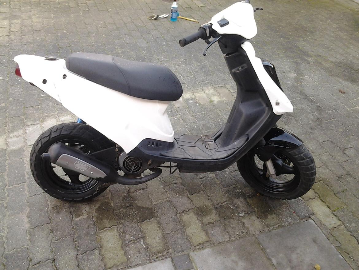 PGO Hot 50 billede 3