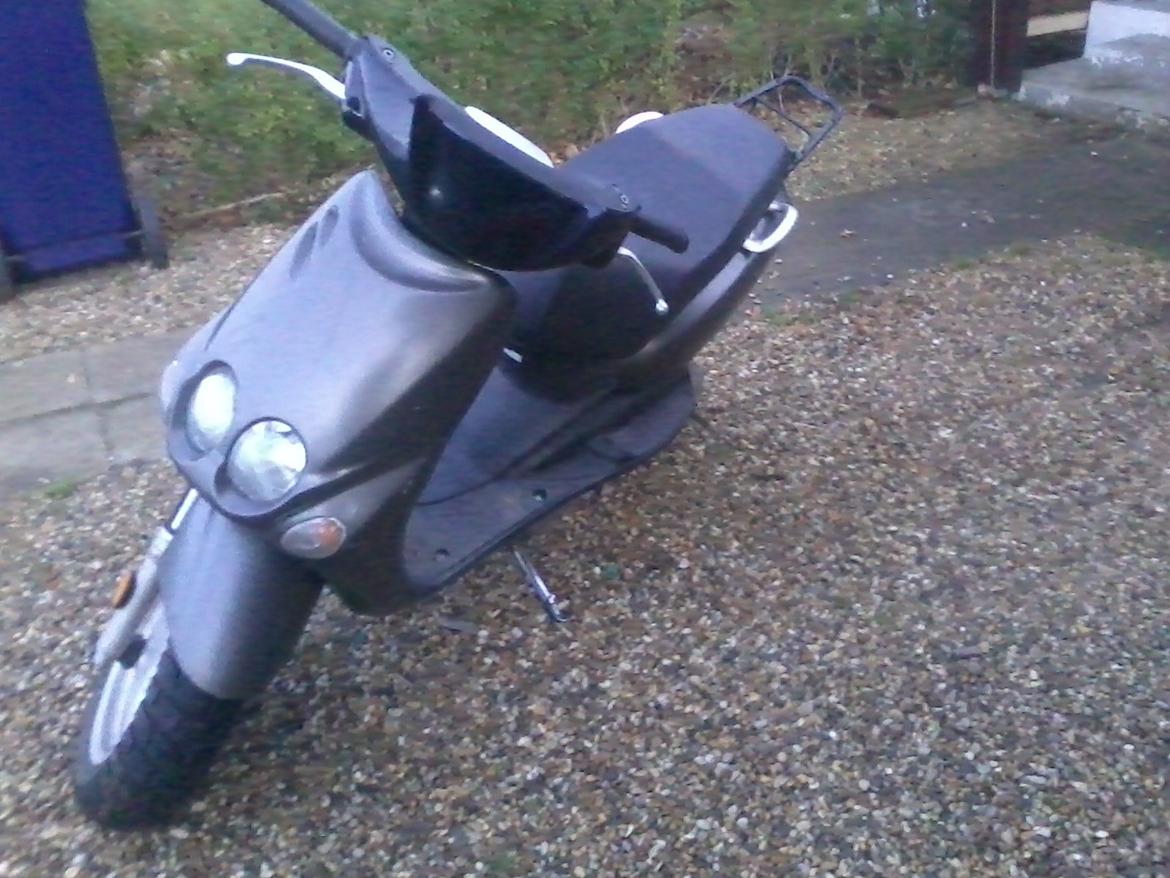 Yamaha neo's [total skadet] billede 3