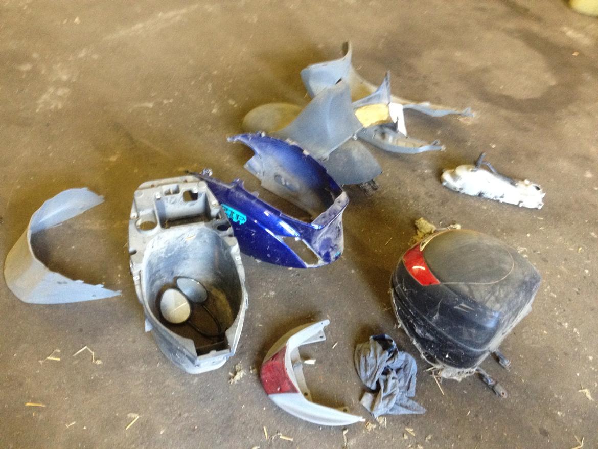 Piaggio Zip 2T Tilsalg - som den så ud da jeg købte den  billede 16