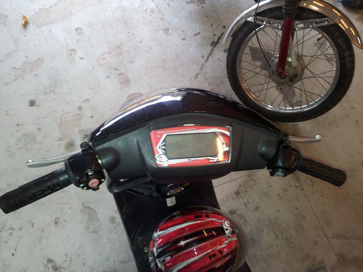 Yamaha jog fs ( solgt) billede 5