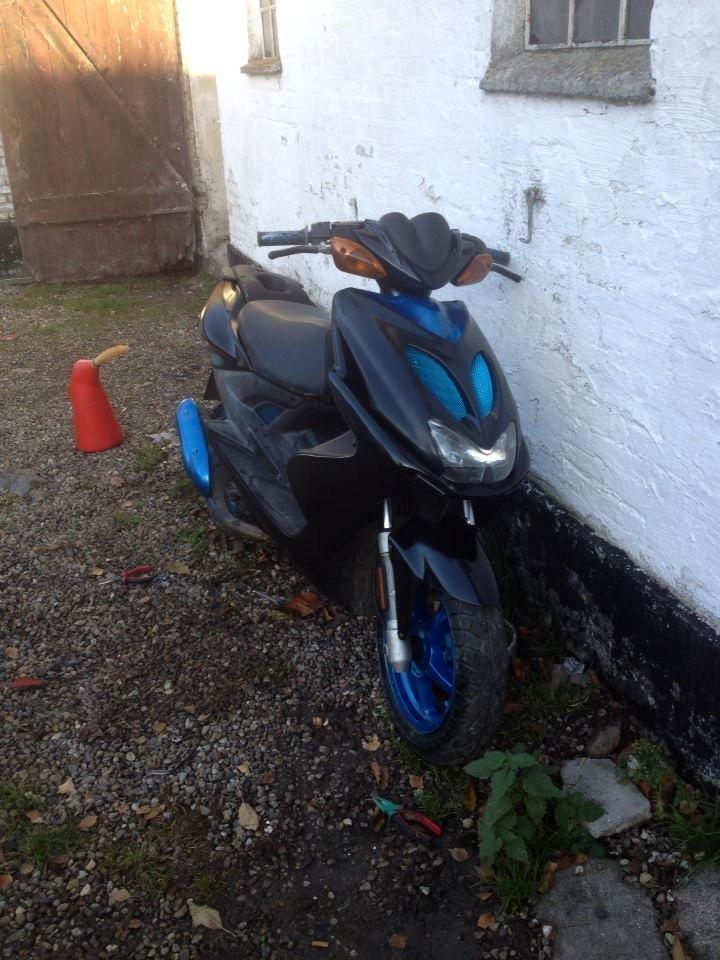 Yamaha Aerox LC billede 1