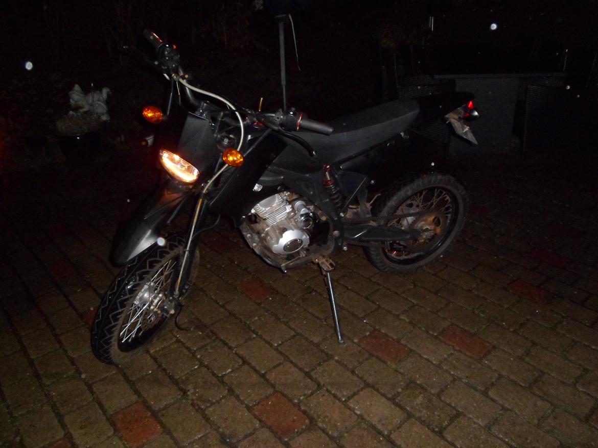 Apollo Orion   AGB 30 "Byttet til Hot" - Night shot. billede 6