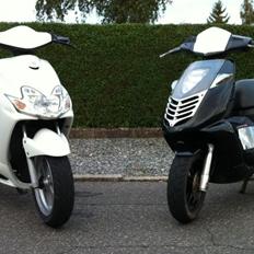 Yamaha Jog R (TOTAL SKADET!)