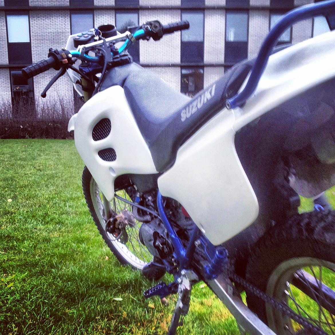 Suzuki RMX billede 3