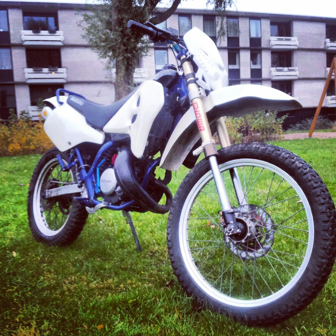 Suzuki RMX billede 4